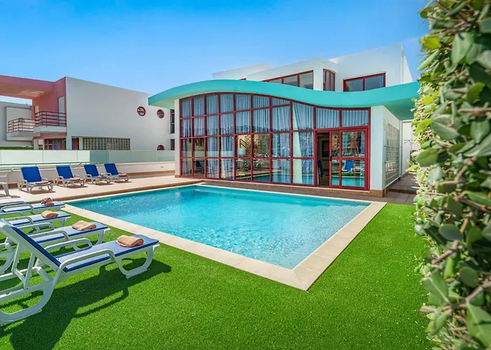 Villa Malibu Marina *