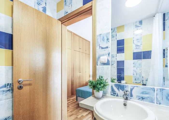 Malibu Marina Villa *